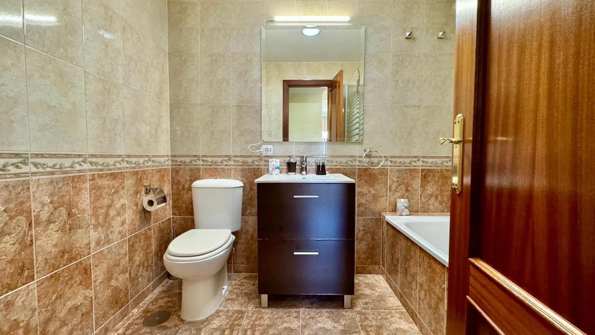 Appartamento Lujoso Piso Centro Aparcamiento Privado, Terraza & Ac Málaga Spagna
